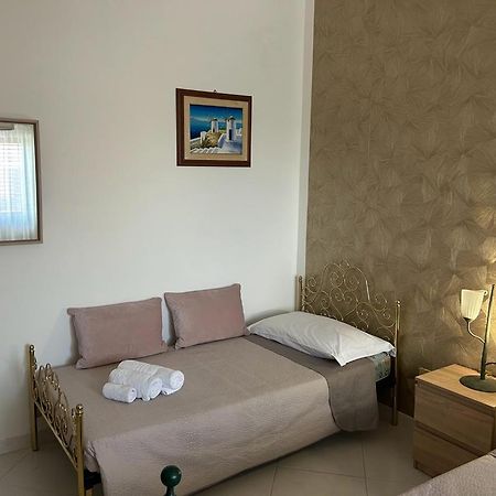 Nina Apartament Giardini Naxos Con Posto Auto Kültér fotó