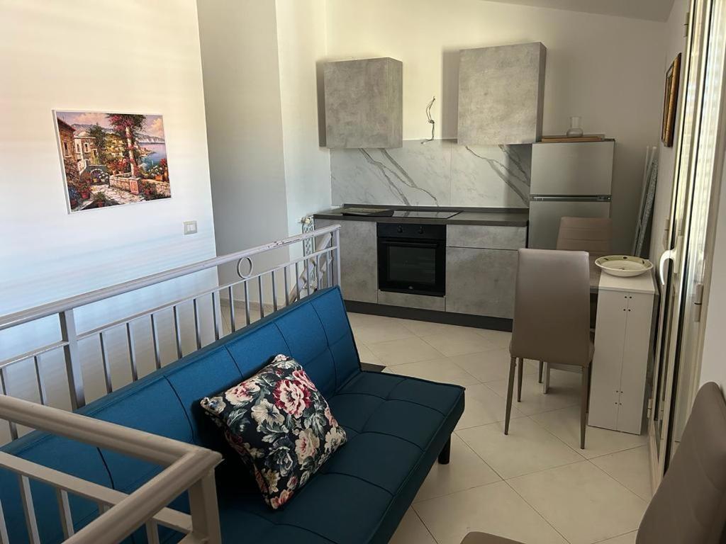 Nina Apartament Giardini Naxos Con Posto Auto Kültér fotó